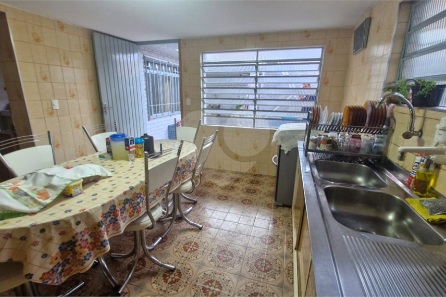 Sobrado à venda com 3 quartos, sendo 1 suíte, em Campo Grande, São Paulo, SP