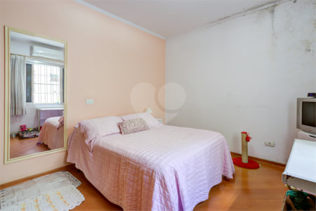 Casa à venda com 3 quartos, sendo 1 suíte, em Santo Amaro, São Paulo, SP
