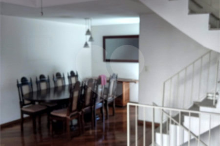 Casa à venda com 3 quartos, sendo 1 suíte,  no condomínio Villaggio DI Firenze, São Paulo - SP