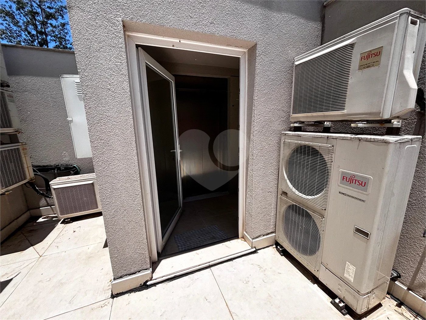 Casa à venda com 4 quartos, sendo 3 suítes, no condomínio Reserva Nova Cantareira, São Paulo - SP