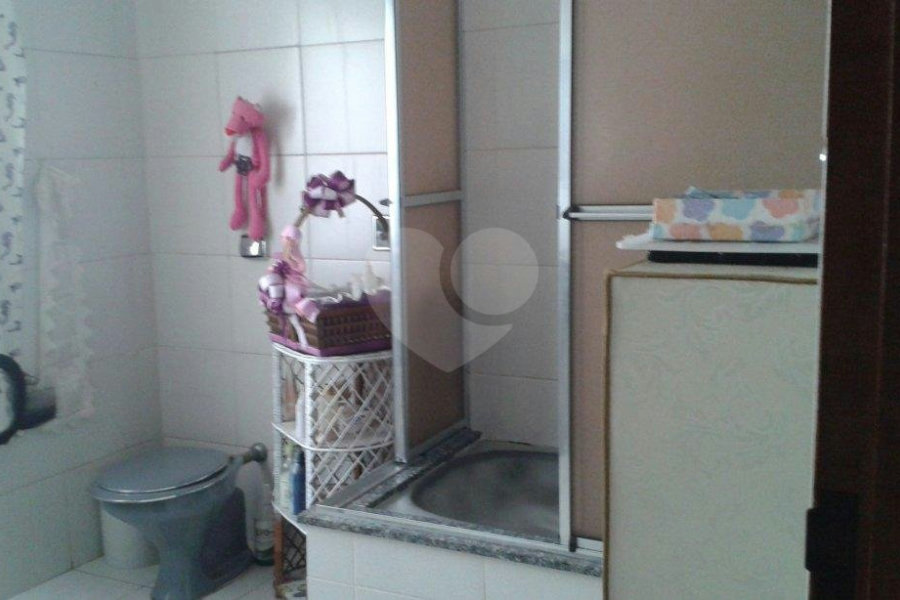 Sobrado à venda com 3 quartos, sendo 2 suítes, em Parada Inglesa, São Paulo, SP