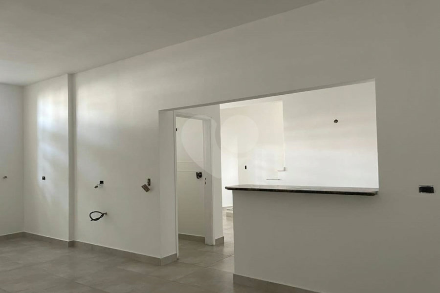 Casa à venda com 3 quartos, sendo 2 suítes, em Jardim Leonor Mendes de Barros, São Paulo, SP