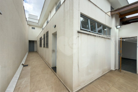 Casa de Vila à venda com 3 quartos, sendo 1 suíte, em Indianópolis, São Paulo, SP
