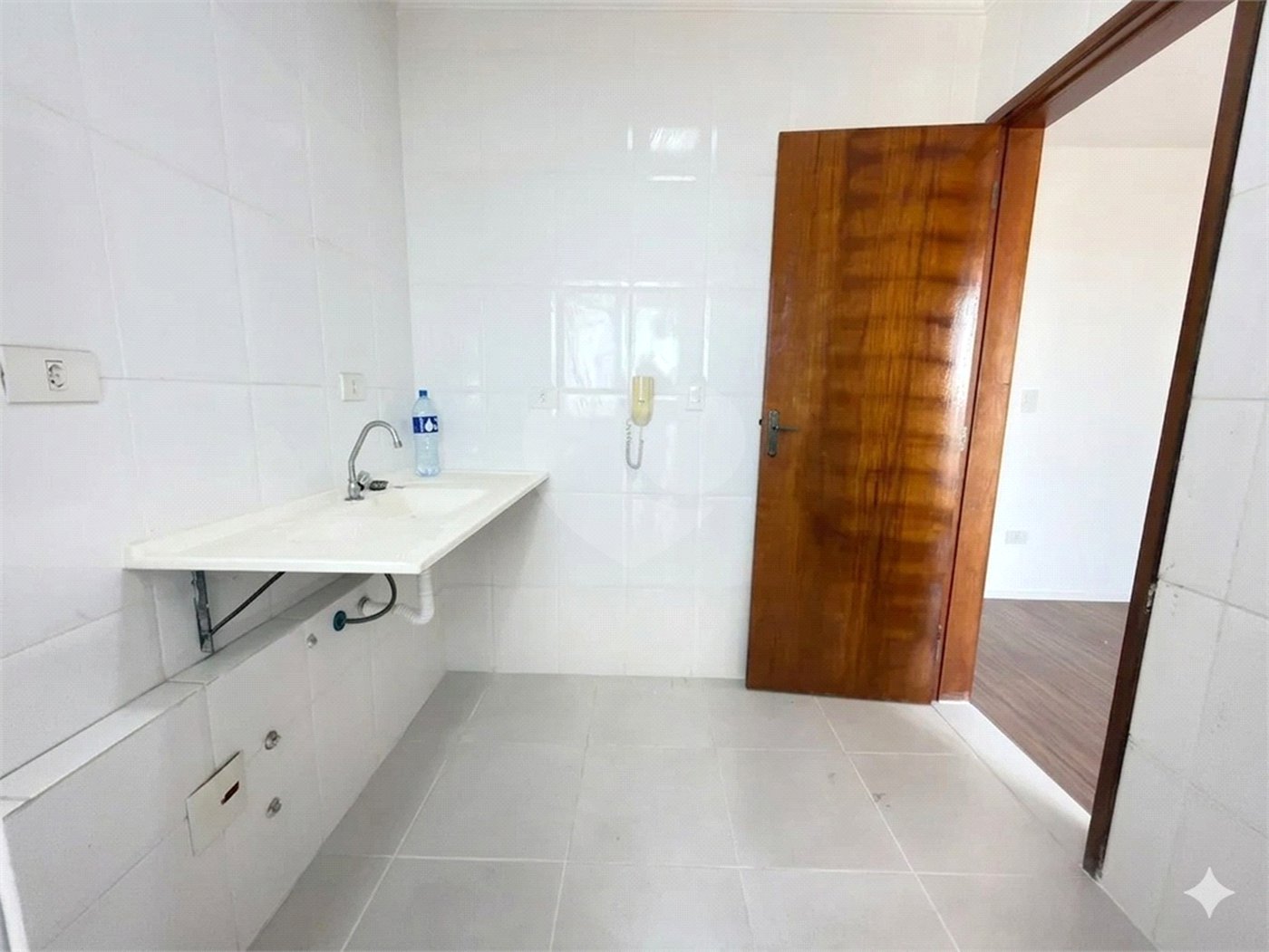 Apartamento à venda com 2 quartos, sendo 1 suíte, em Vila Medeiros, São Paulo, SP