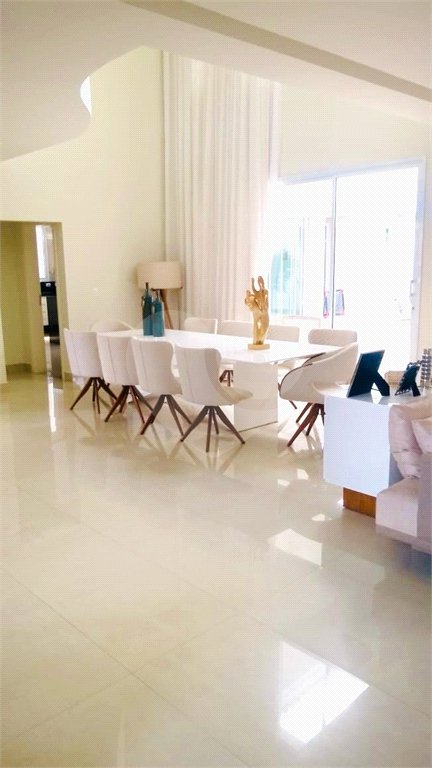 Casa à venda com 4 suítes no condomínio Residencial Villa dos Inglezes, Sorocaba - SP