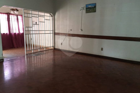 Casa à venda com 4 quartos, sendo 1 suíte,  no Centro, Mogi das Cruzes, SP