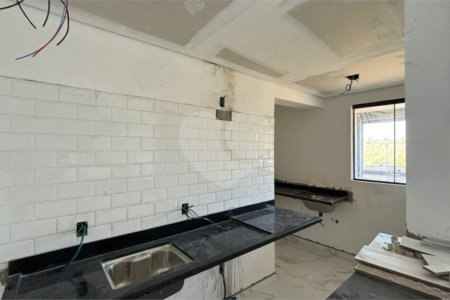 Apartamento à venda com 2 quartos, sendo 1 suíte,  em Residencial Jardins da Catalunha, Atibaia, SP