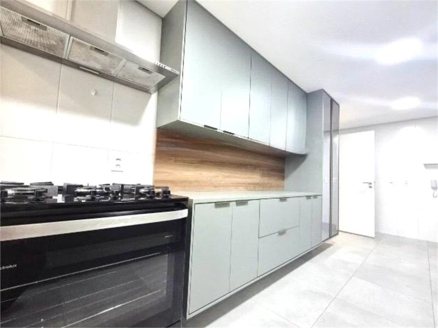 Apartamento para alugar com 3 suítes,  em Jardim Morumbi, São Paulo, SP