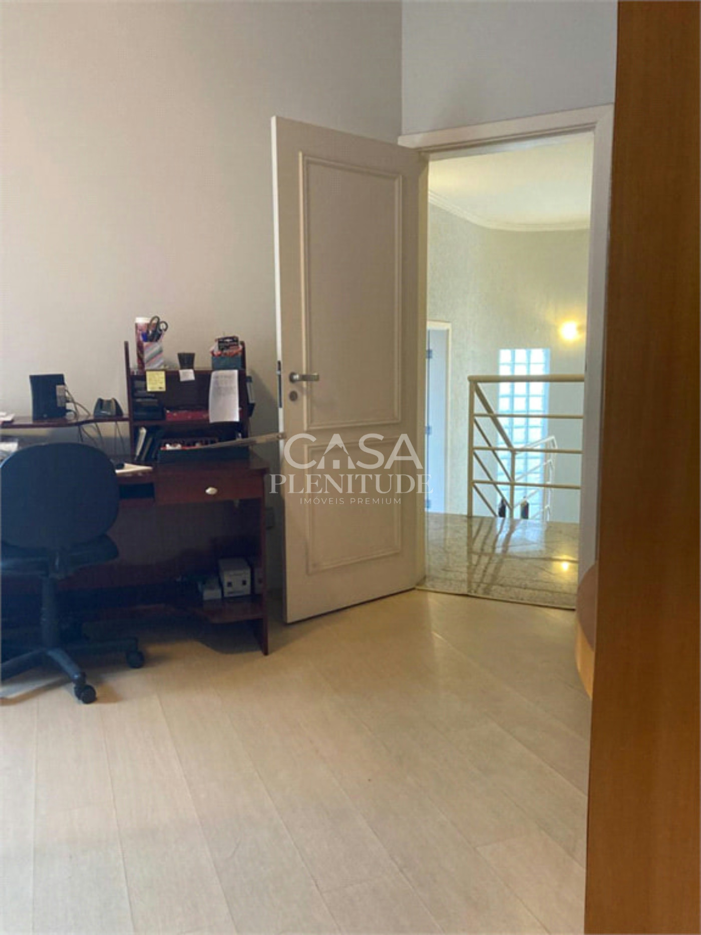 Casa em condomínio à venda com 4 quartos, sendo 3 suítes, em Aparecidinha, Sorocaba, SP