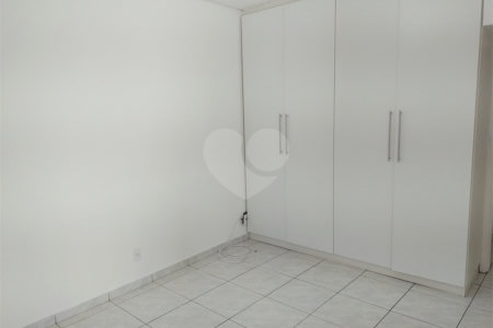 Casa à venda com 3 quartos, sendo 1 suíte,  em Vila Cordeiro, São Paulo, SP
