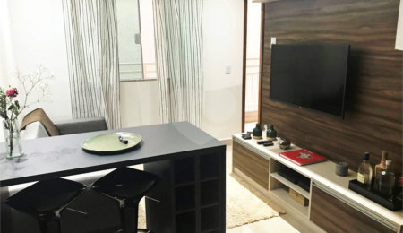 Casa à venda com 2 quartos no condomínio Guganis, São Paulo - SP