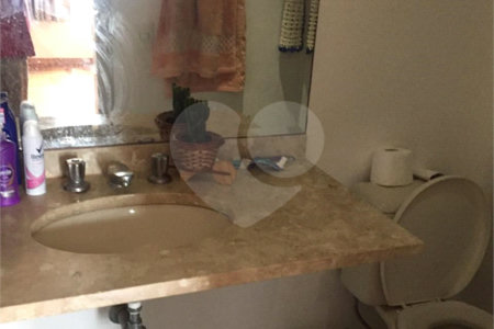 Apartamento à venda com 3 suítes em Vila Suzana, São Paulo, SP