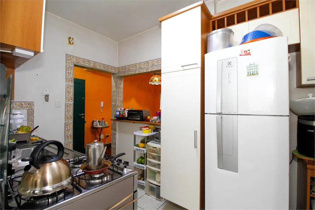 Apartamento à venda com 2 quartos, sendo 1 suíte, em Pinheiros, São Paulo, SP