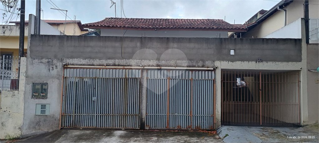 Casa à venda com 4 quartos, sendo 1 suíte, em Bosque dos Eucaliptos, São José dos Campos, SP