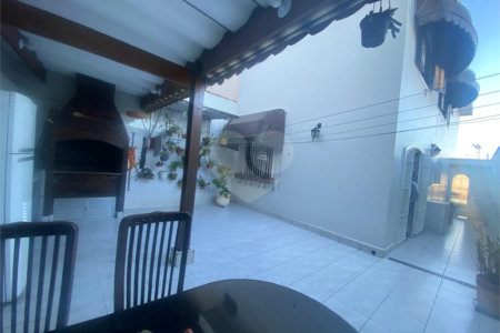 Casa à venda com 3 quartos, sendo 1 suíte,  em Jardim Rosa de Franca, Guarulhos, SP