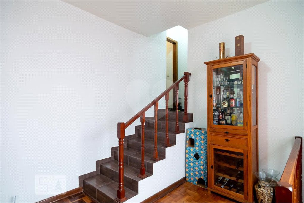 Casa à venda com 3 quartos, sendo 2 suítes, em Jardim Prudência, São Paulo, SP