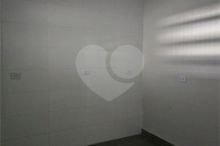 SOBRADO REFORMADO 2 DORMITÓRIOS ´À VENDA BOSQUE DA SAÚDE