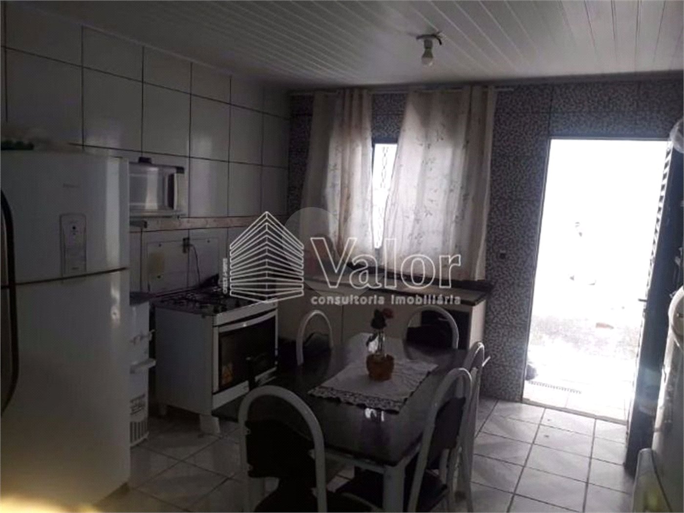 Casa térrea à venda com salão comercial