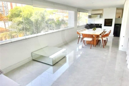 Apartamento à venda com 3 suítes em Vila Romana, São Paulo, SP