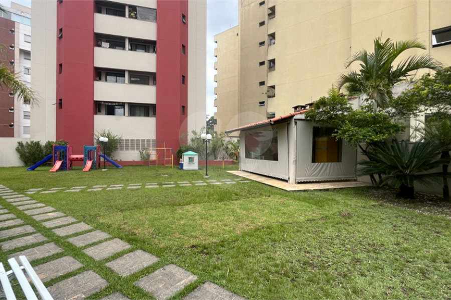 Cobertura à venda com 3 quartos, sendo 2 suítes,  em Lapa, São Paulo, SP