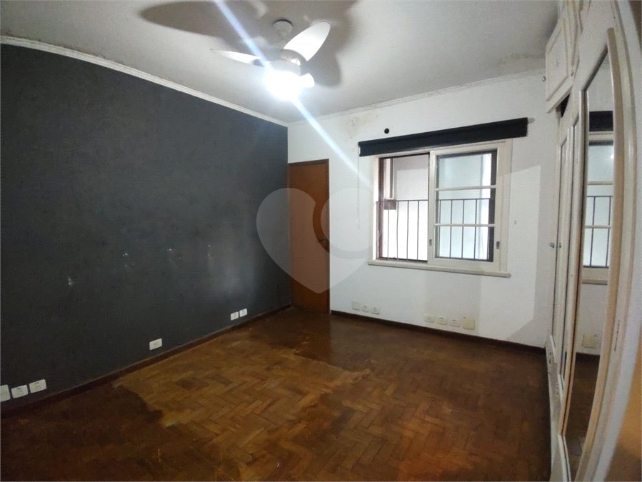 Sobrado à venda com 5 quartos, sendo 3 suítes, em Cidade Monções, São Paulo, SP