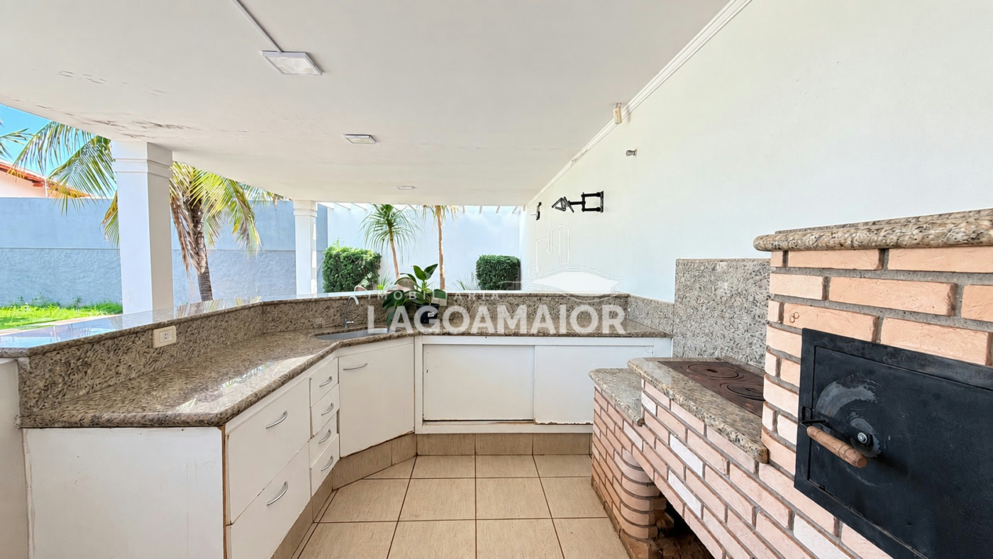 Casa à venda com 4 quartos, sendo 4 suítes, em Jardim Alvorada, Três Lagoas - MS