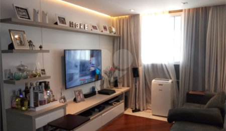 Apartamento à venda com 3 suítes em Vila Suzana, São Paulo, SP