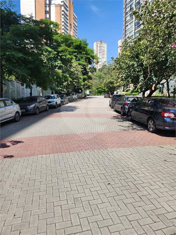 Apartamento à venda com 1 suíte em Vila Andrade, São Paulo, SP