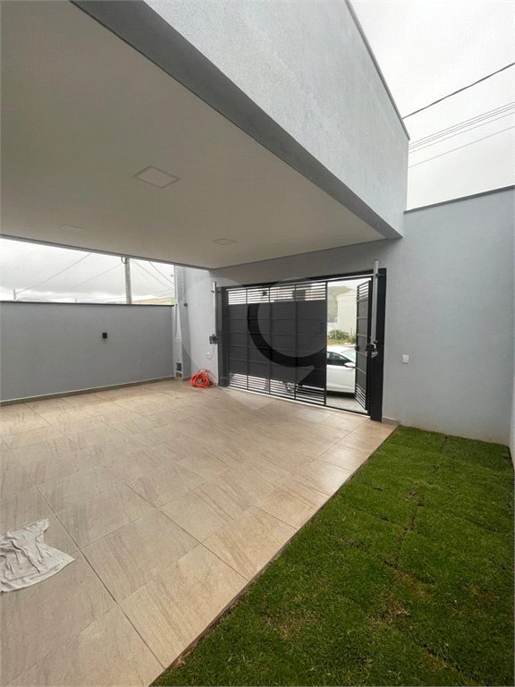 Sobrado à venda com 3 quartos, sendo 1 suíte, em Villa Di Cesar, Mogi das Cruzes, SP