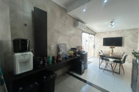 Casa à venda com 3 quartos, sendo 1 suíte, no condomínio Terras de São Francisco, Sorocaba - SP