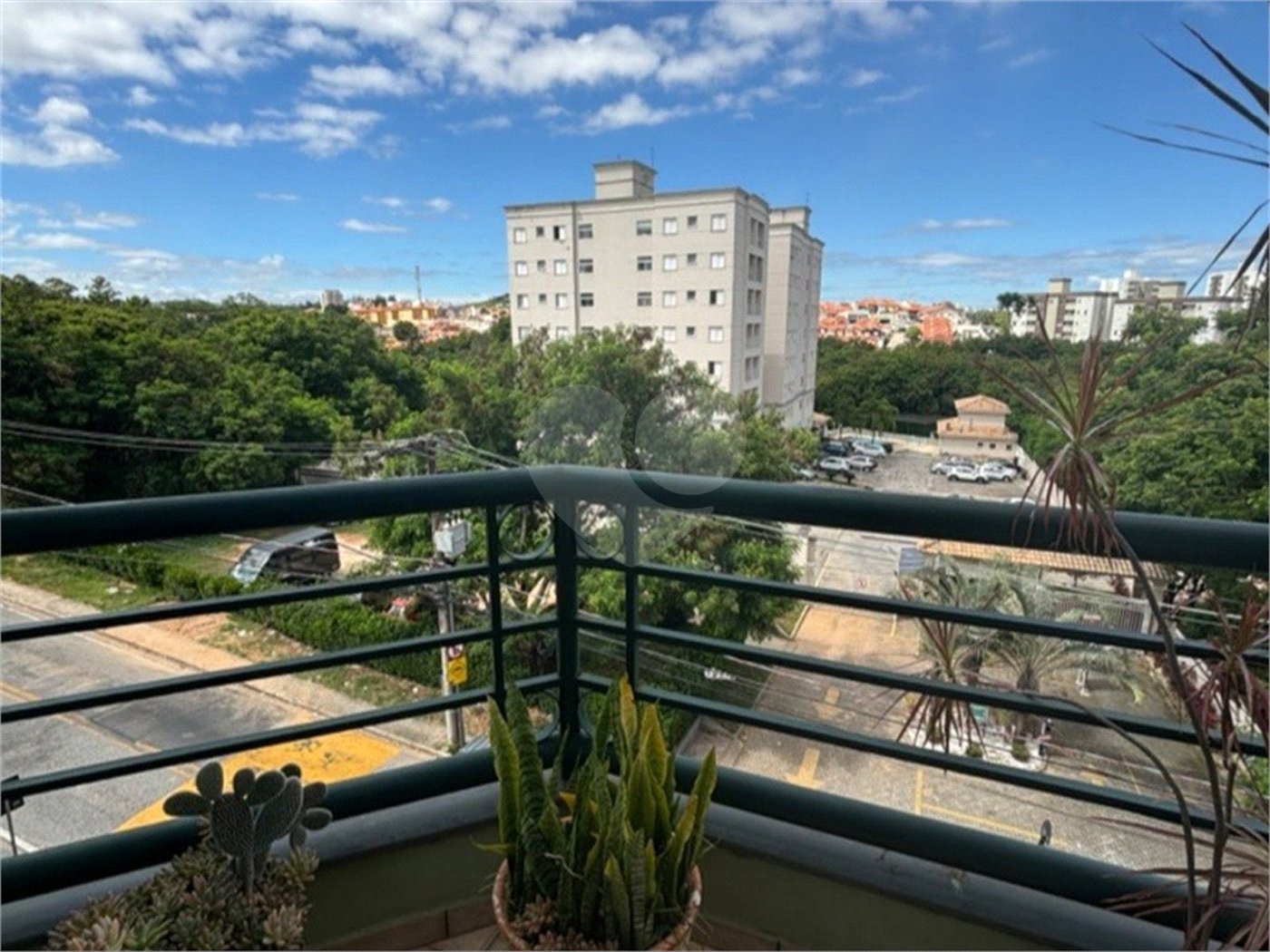 Apartamento à venda com 3 quartos, sendo 1 suíte, em Vila Haro, Sorocaba, SP