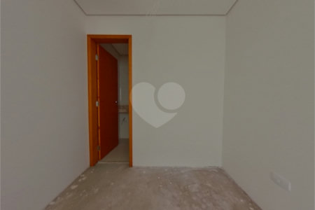 Casa à venda com 3 suítes no condomínio Residencial Gaya, São Paulo - SP