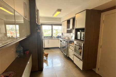 Apartamento à venda com 3 suítes em Granja Julieta, São Paulo, SP
