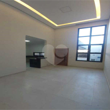 Casa à venda com 3 quartos, sendo 1 suíte, em Jardim Residencial Veneza, Indaiatuba, SP