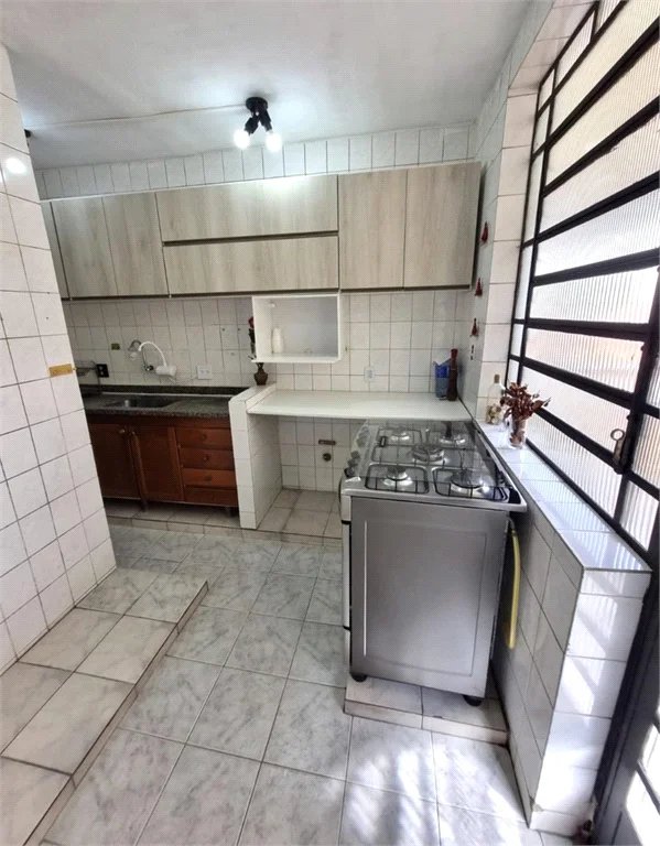 Sobrado à venda com 3 quartos, sendo 2 suítes,  em Jardim Ester Yolanda, São Paulo, SP