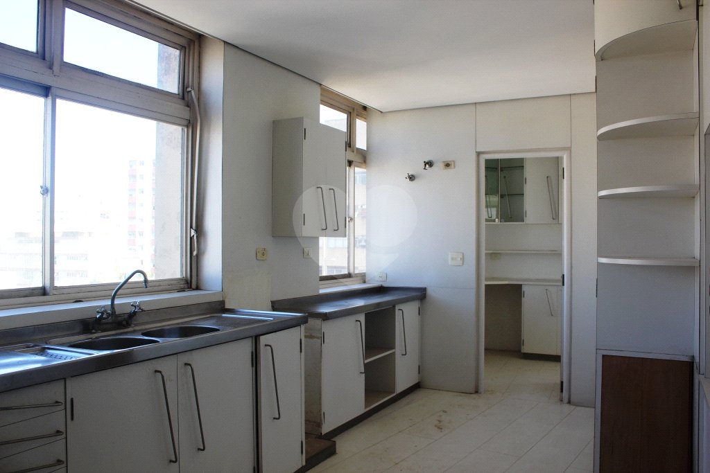 Cobertura à venda com 3 suítes em Santa Cecília, São Paulo, SP