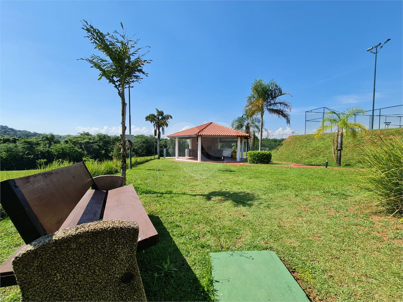 Terreno à venda no condomínio Village Saint Charbel, Araçoiaba da Serra - SP