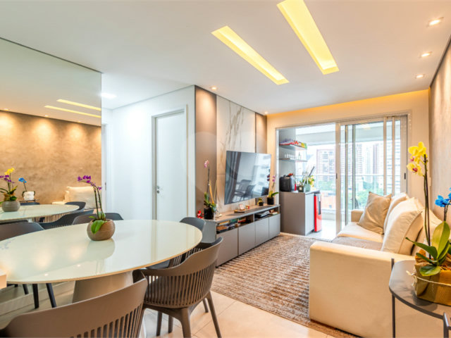 Apartamento à venda com 2 quartos, sendo 1 suíte,  em Chácara Santo Antônio (zona Sul), São Paulo, SP