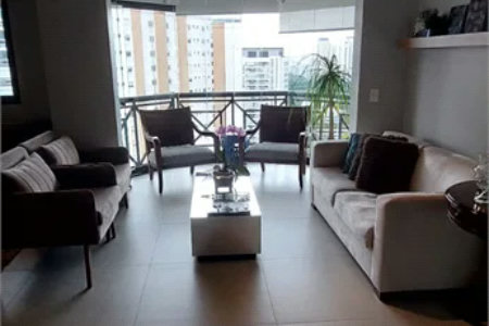 Apartamento à venda com 3 suítes em Vila Andrade, São Paulo, SP