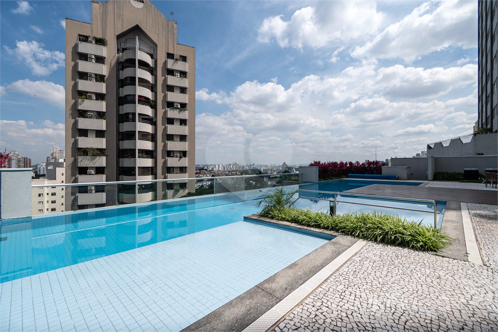 Apartamento à venda com 3 suítes em Sumarezinho, São Paulo, SP
