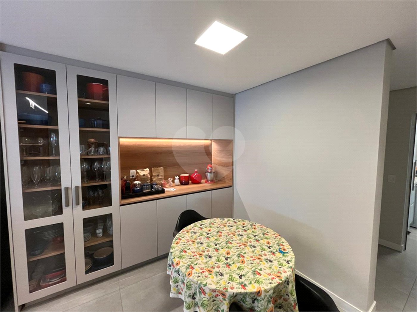 Apartamento à venda com 4 quartos, sendo 2 suítes, em Sumaré, São Paulo, SP