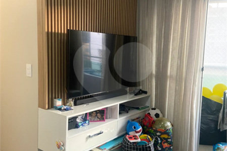 Apartamento à venda com 3 quartos, sendo 1 suíte,  em Vila São Pedro, Santo André, SP