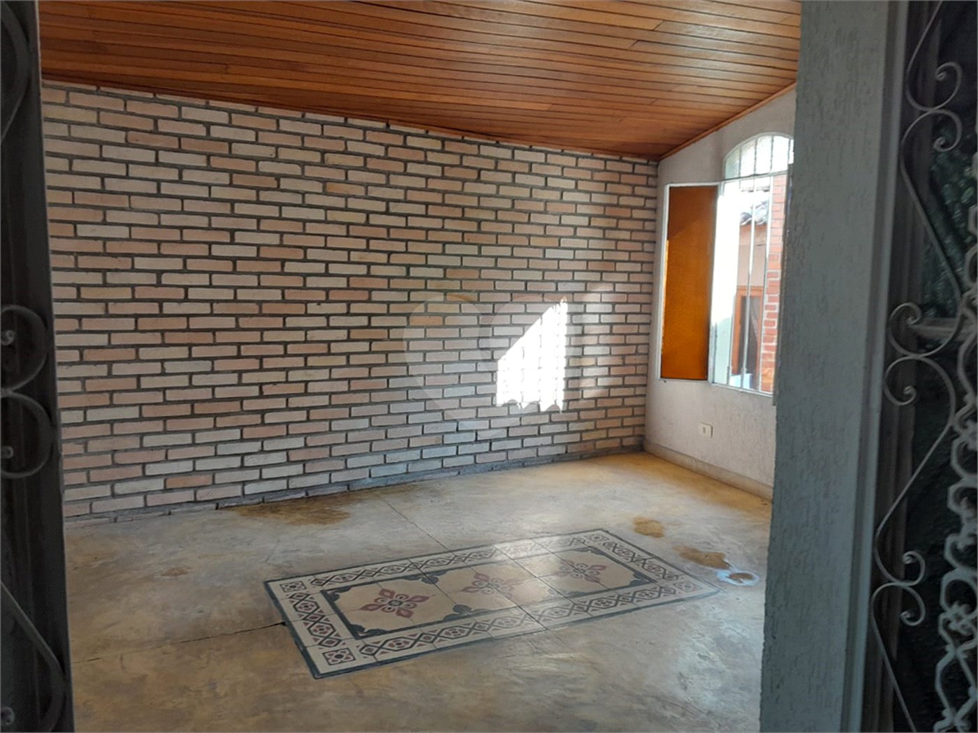 Sobrado à venda com 6 quartos, sendo 3 suítes, em Rolinópolis, São Paulo, SP