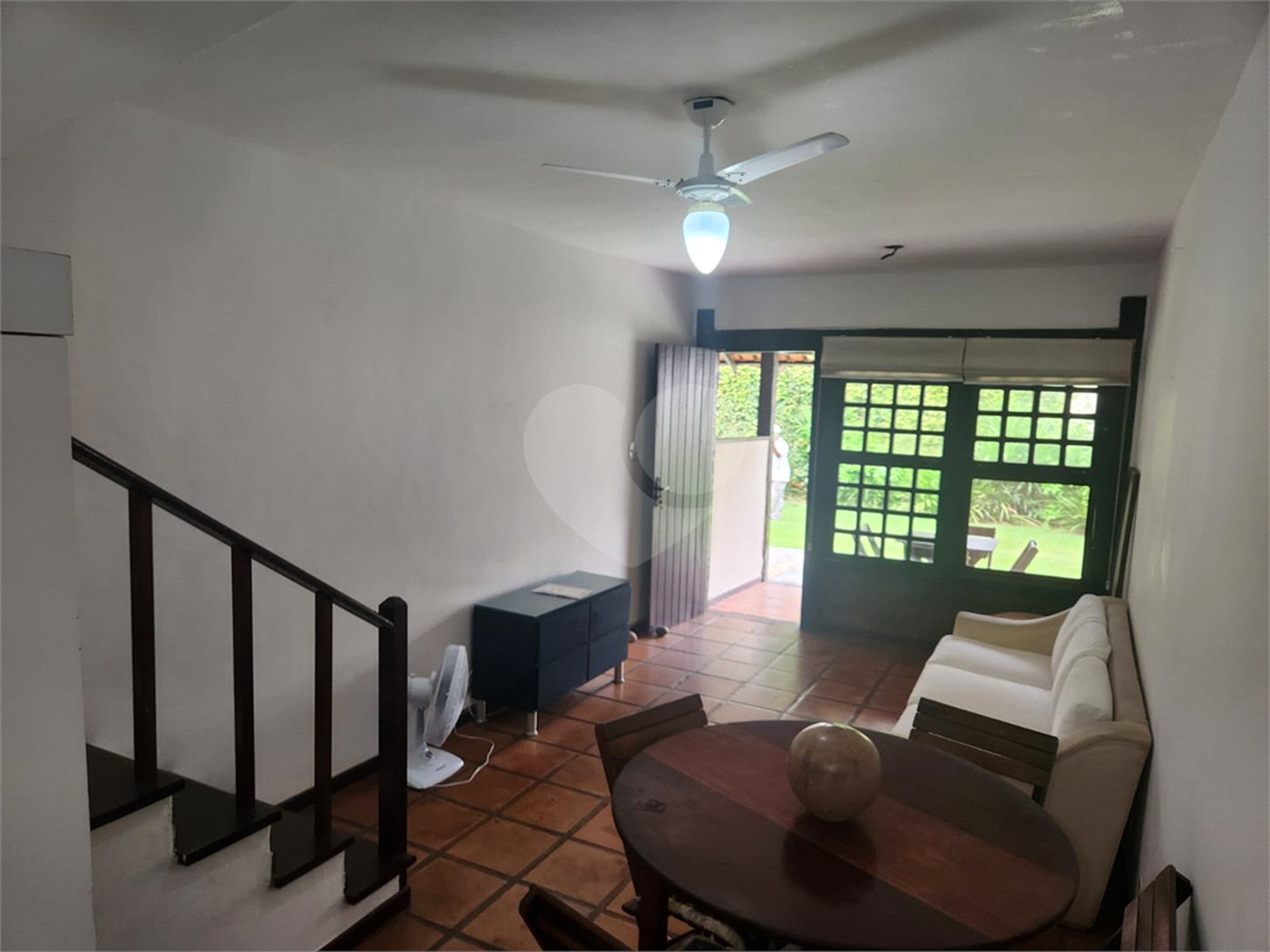Casa em condomínio à venda ou para alugar com 2 quartos, sendo 1 suíte,  em Geribá, Armação dos Búzios, RJ