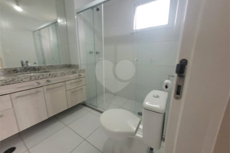 Apartamento à venda ou para alugar com 2 quartos, sendo 1 suíte, em Parque Industrial Tomas Edson, São Paulo, SP