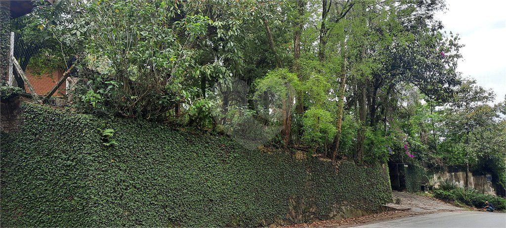 Casa à venda com 3 quartos, sendo 1 suíte,  em Serra da Cantareira, Mairiporã, SP