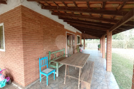 Casa à venda com 3 quartos, sendo 1 suíte,  em Estância Conceição, Itapetininga, SP