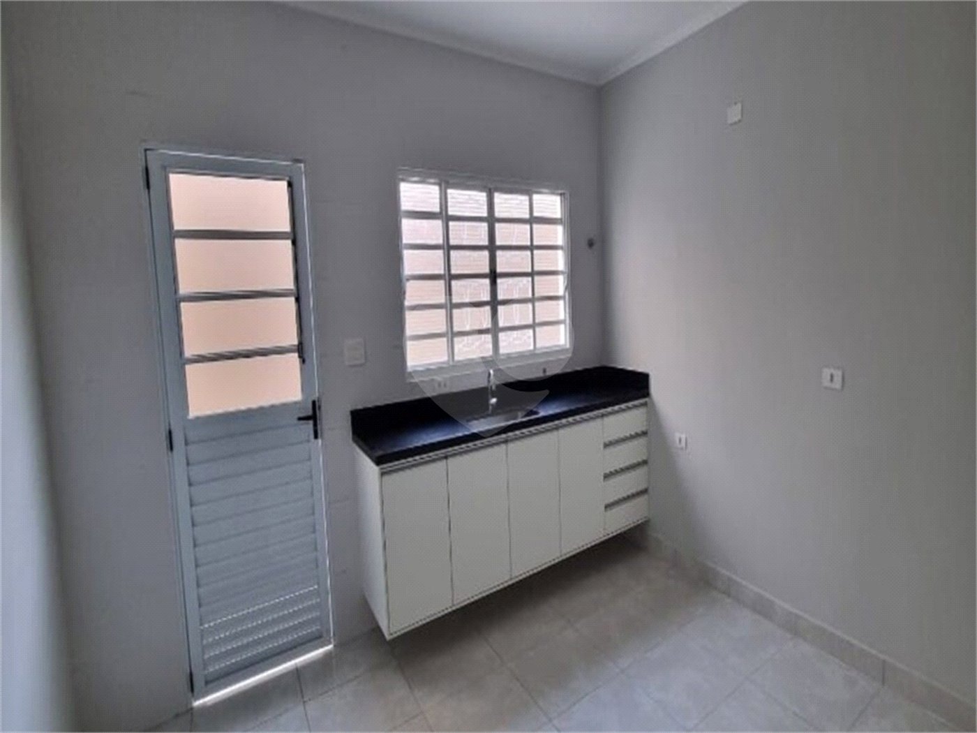 Casa Térrea à venda ou para alugar com 3 quartos, sendo 1 suíte, em Jardim Morada do Sol, Indaiatuba, SP