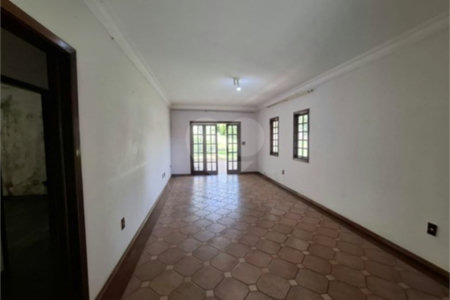Casa à venda com 3 quartos, sendo 1 suíte, no condomínio São Joaquim, Vinhedo - SP