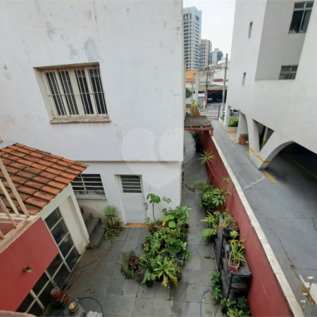 Sobrado à venda ou para alugar com 12 quartos em Vila Nova Conceição, São Paulo, SP